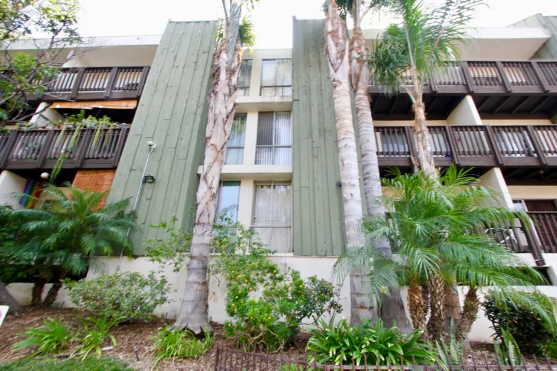 Beautiful apartment complex in Koreatown, California