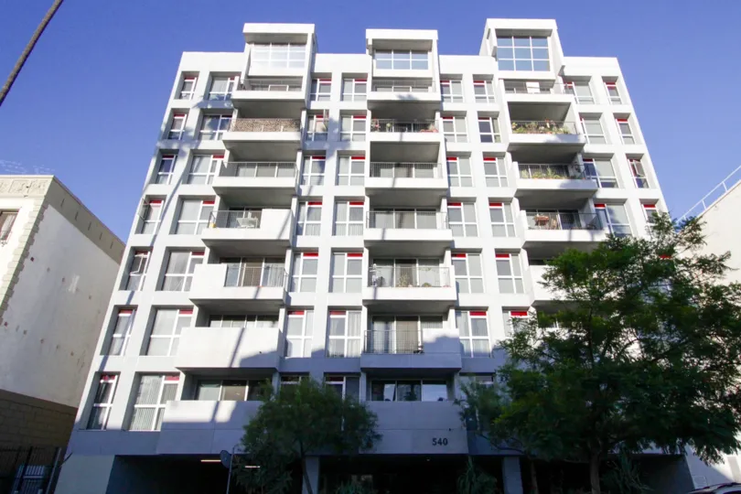 Kenmore Tower consists of 8 floors with the top floor offer raised ceilings and larger windows