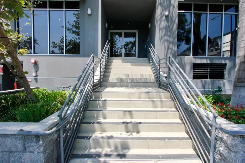 Stairway and entrance to Manhattan View building, koreatown, California