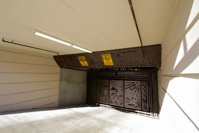 Oxford Square spared no expense with an artistic gate to the garage