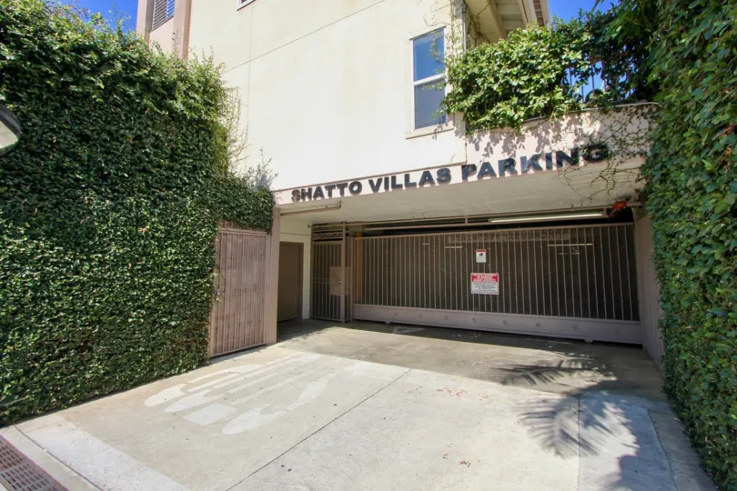 majestic grilled parking at Shatto villa, korea, Californa