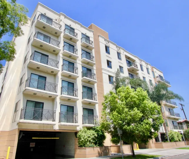 The commnity of The Gramercy in Koreatown California