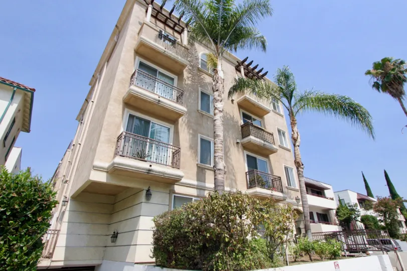 Beautiful apartment complex in Koreatown, California