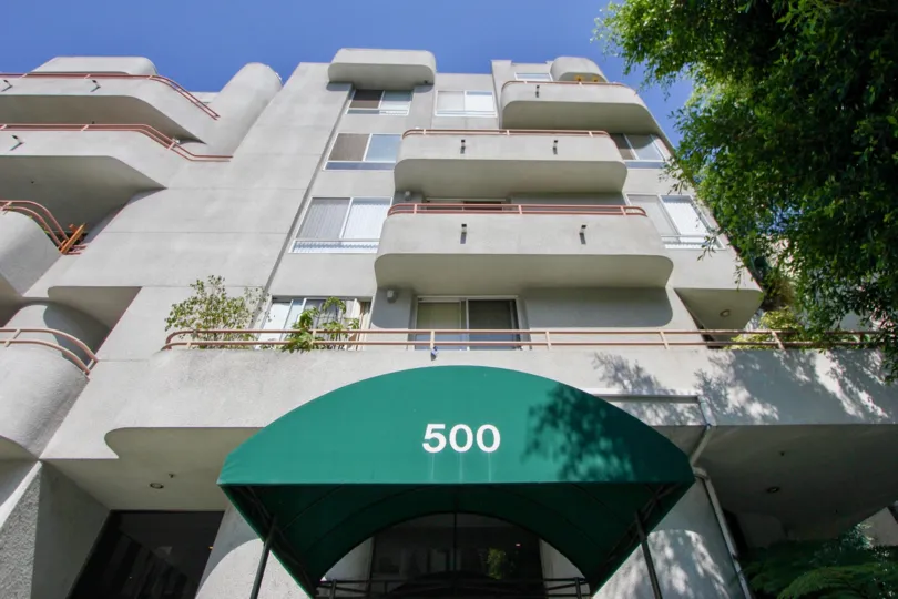 Beautiful apartment complex in Koreatown, California