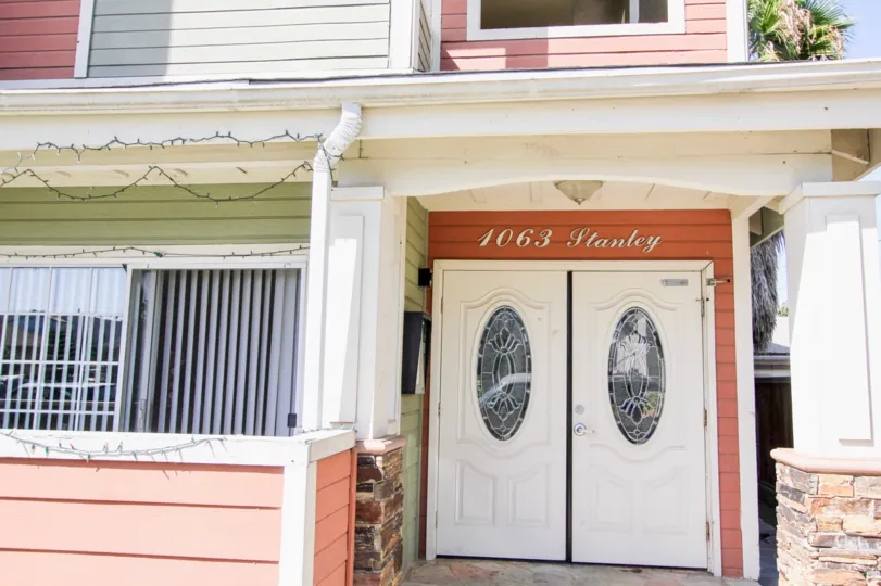 The entrance into 1063 Stanley Ave in Long Beach, California