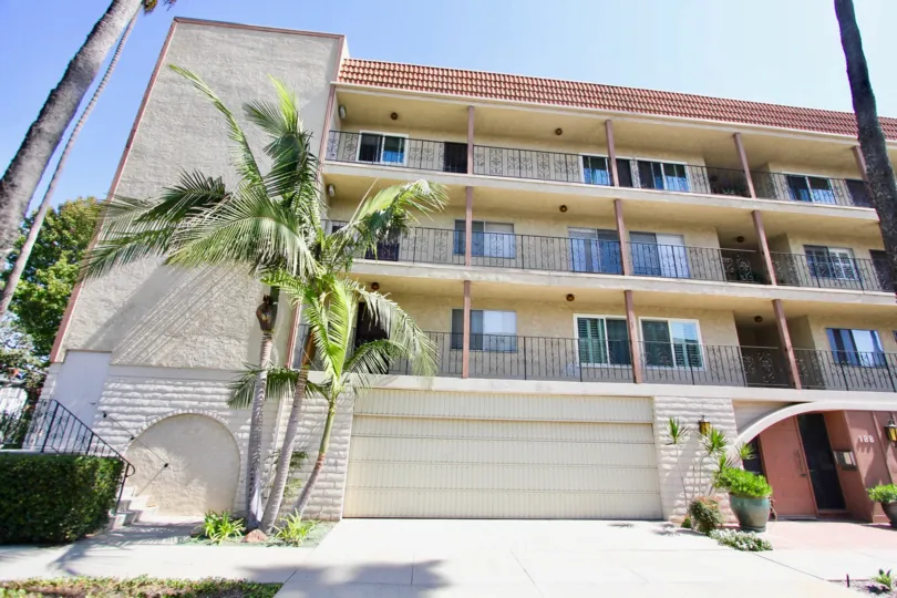 The driveway up to 188 Temple Ave in Long Beach, California