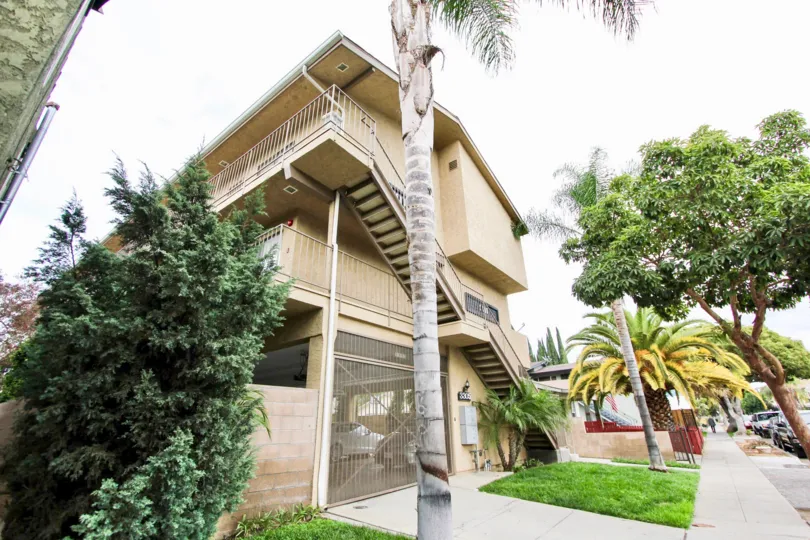 The view of the property at 3305 Ransom in Long Beach, California
