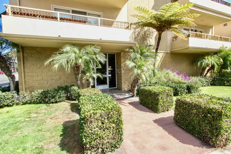 The entryway seen at 3401 E 1st St in Long Beach, California