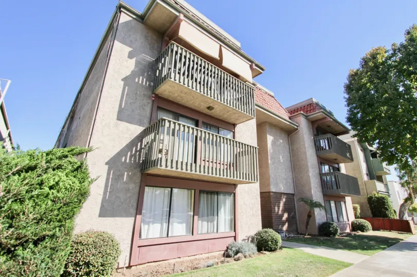 The balconies at 4110 Elm Ave in Long Beach, California