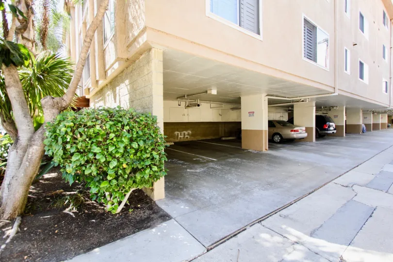The garages at 5959 E Naples Plaza