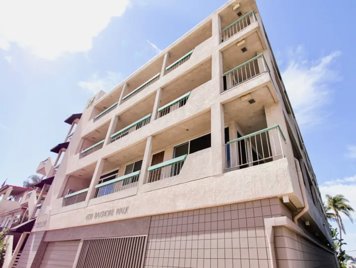 The structure of the Bay Yacht Club