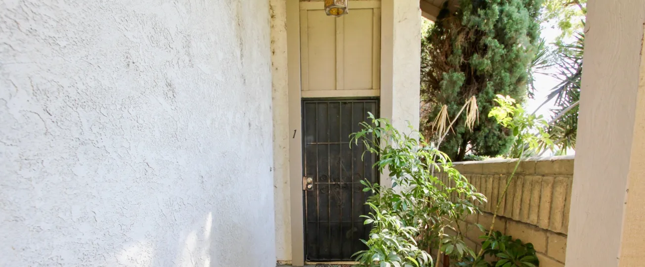 The door into a unit in Bixby Knolls