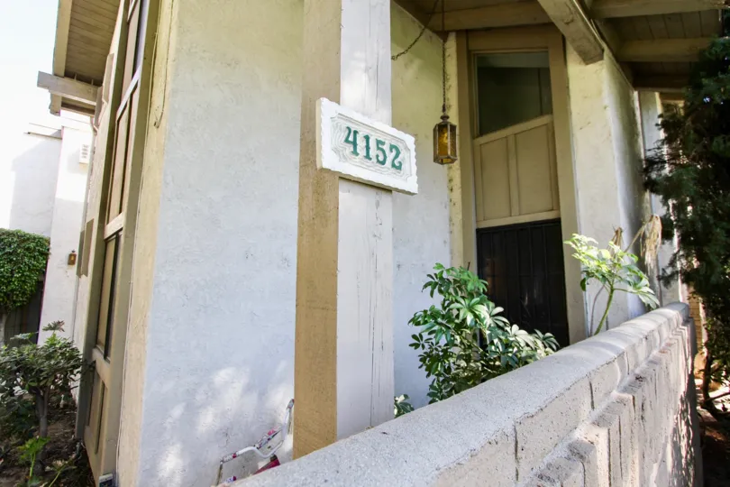 The address for Bixby Knolls