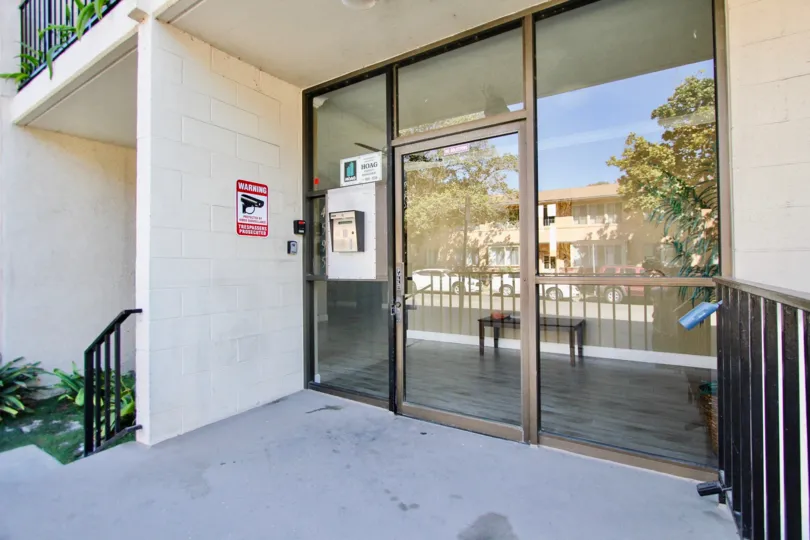The entrance into Bixby Villas