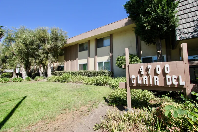 The address for Clair Del in front of the building