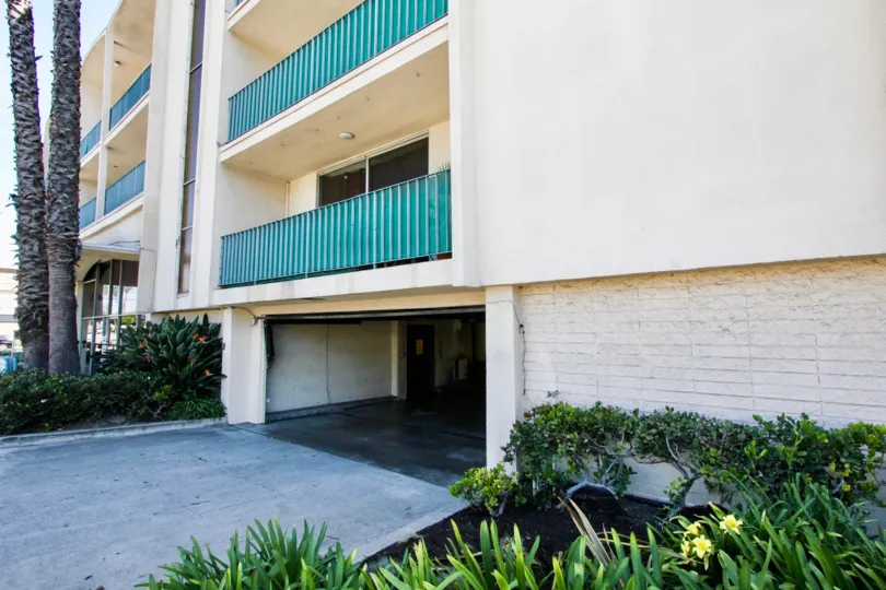 The driveway up to the parking at Coast Plaza
