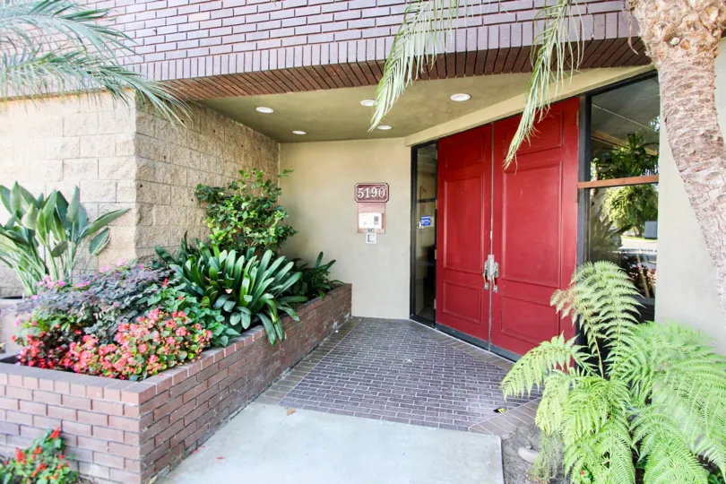 The entryway into Colorado Regency in Long Beach, California