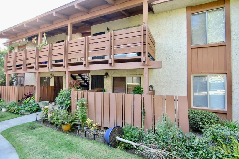 The privacy fence around units in Country Club Villas