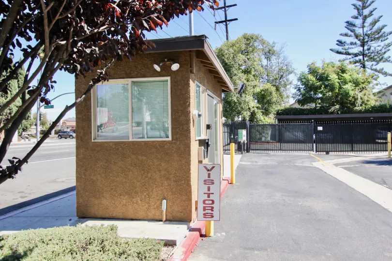 The guard building at El Dorado Lakes