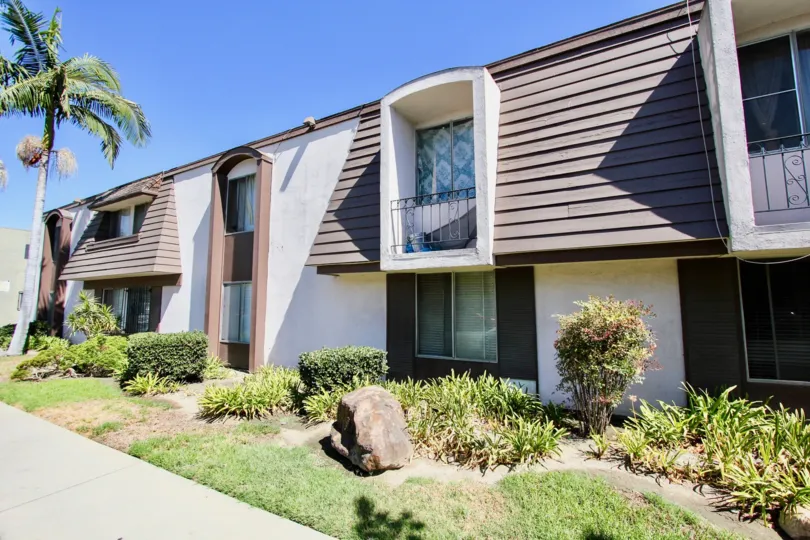 The yard in front of Hampton Condominium