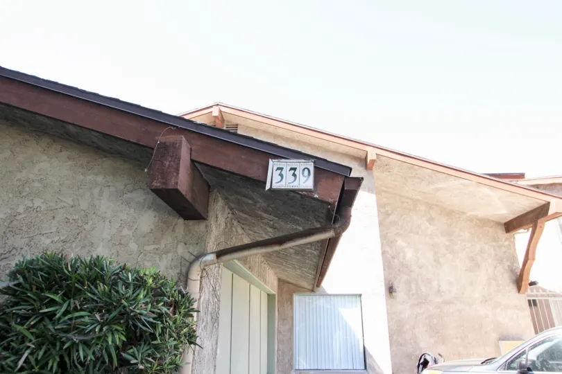 The address for La Mason