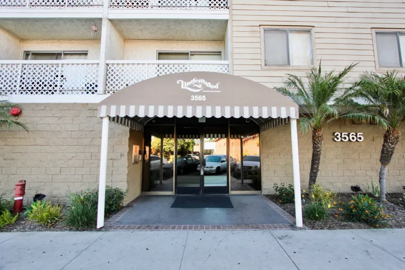 The entrance into Lindenwood in Long Beach, California