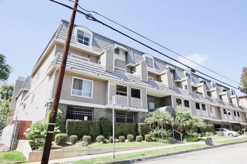 The sidewalk running in front of Loma Garden Villas in Long Beach, California