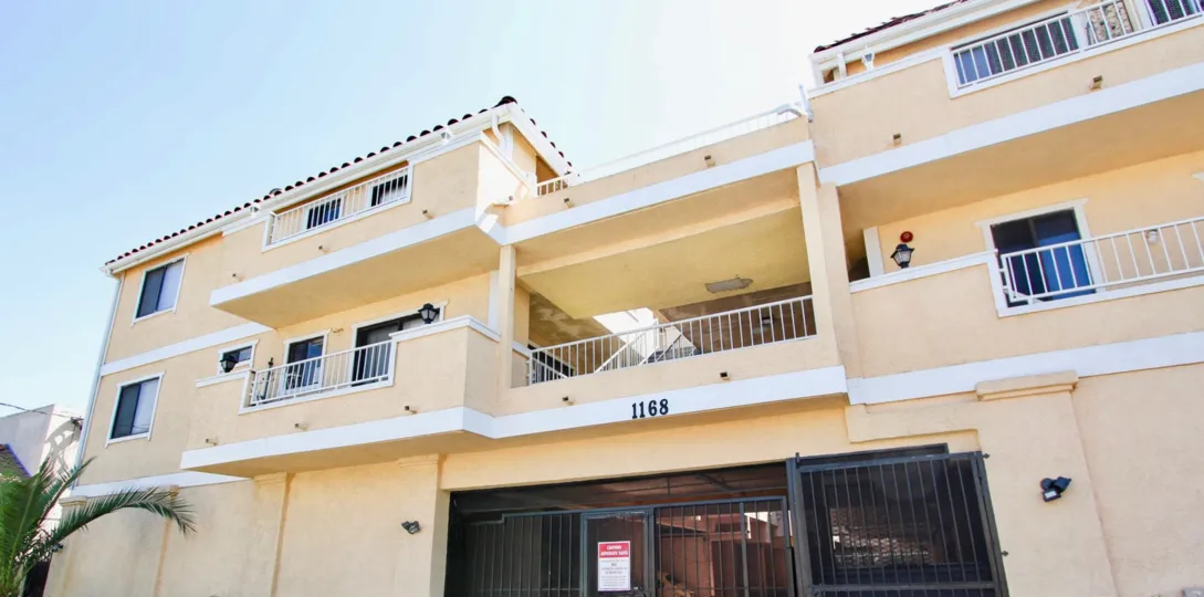 The address on the Long Beach Court building