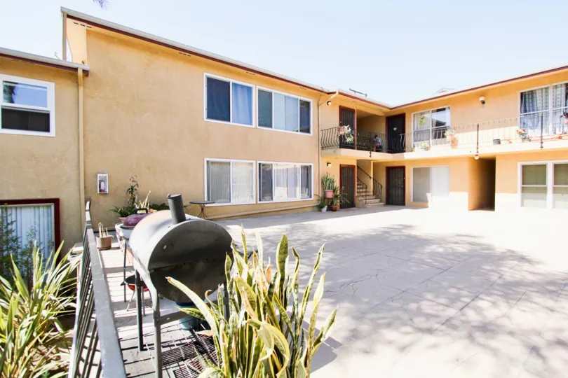 The common area in Long Beach Monterey