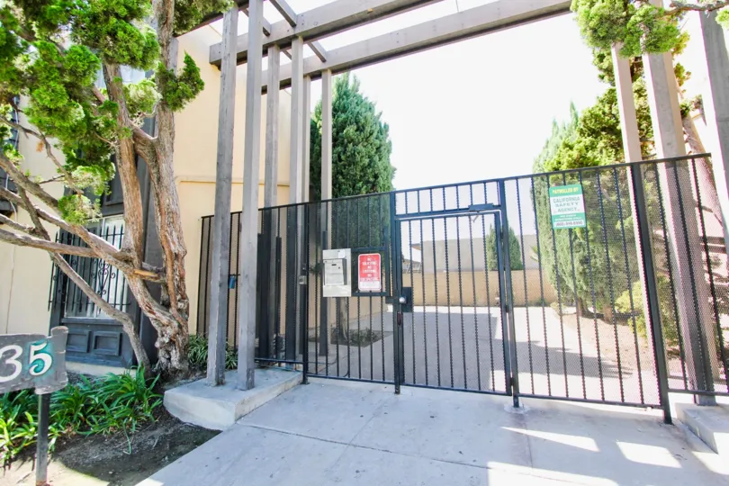The gate for entrance into New England Manor