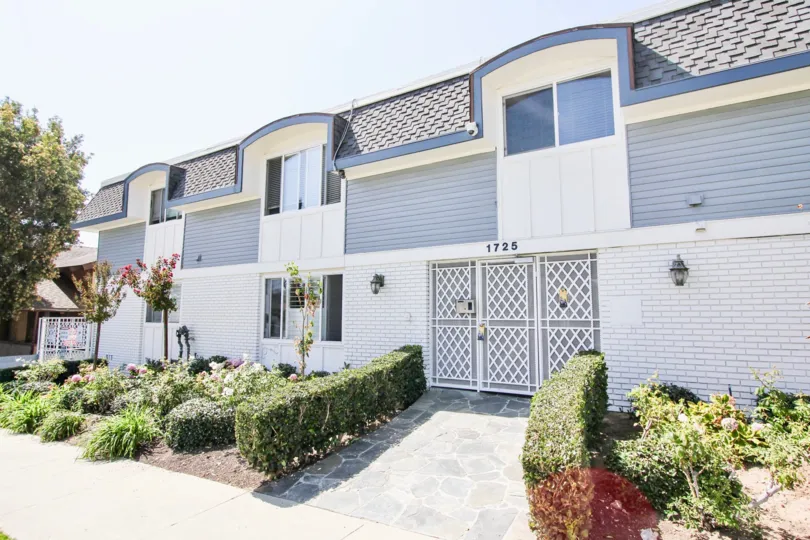 The entrance into Newport Loma in Long Beach, California