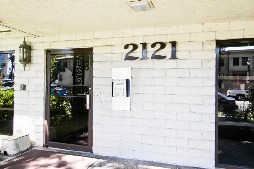 The address for Ocean Park Imperial on the building