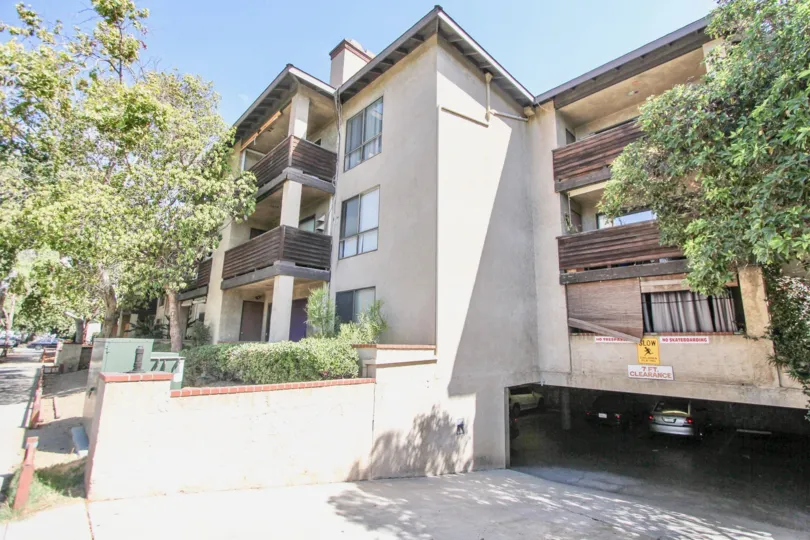 The parking garage for residents of Ohio Square