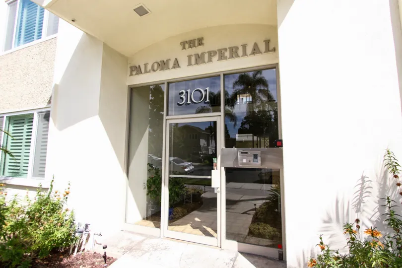 The Paloma Imperial name above the entrance