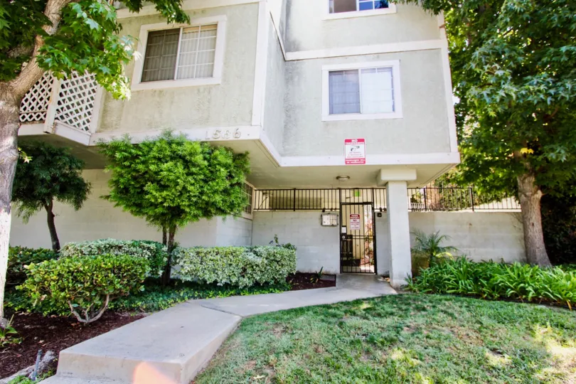 The yard in front of Pine Villas in Long Beach, California