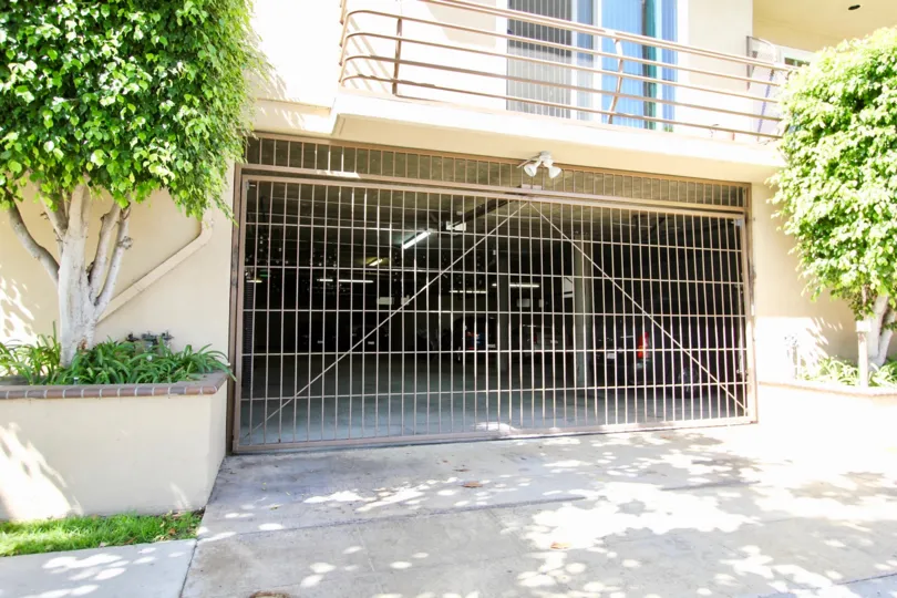 The entrance into the parking at Plaza Mira Mar