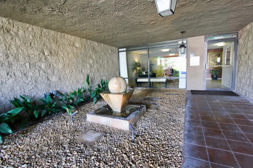 The entrance into Second Street Condominiums