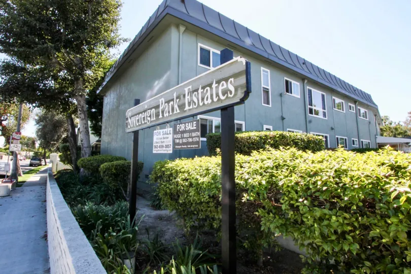 The sign for the Sovereign Park Estates in Long Beach, California