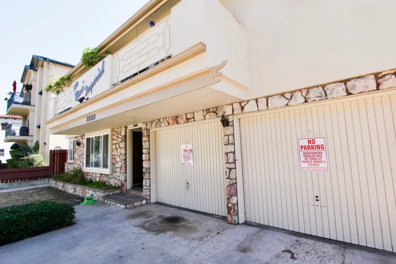 The garages at The Maui Imperial for parking