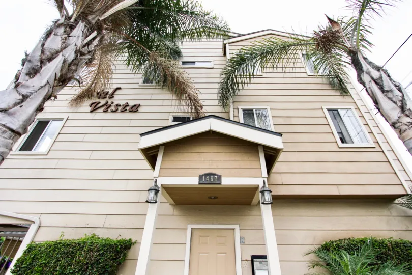 The address for Val Vista in Long Beach, California