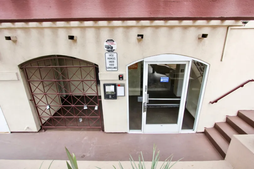 The entrance into the Views of the Pacific