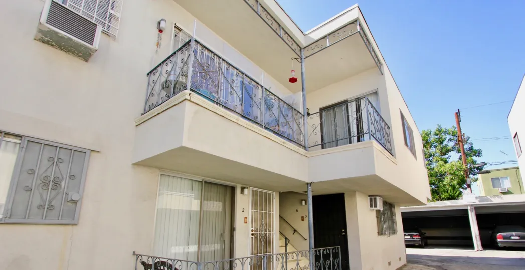 The balconies seen at Edgemont Capri
