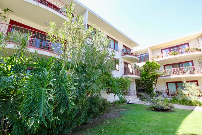 The landscaping around Glen Feliz