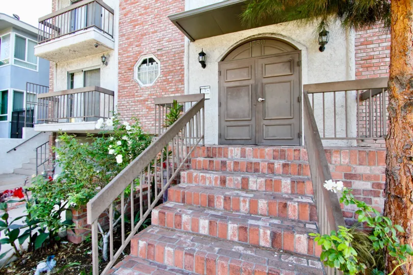The stairs leading up to Harvard Heights