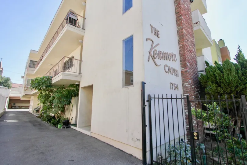 The walkway beside the Kenmore Capri