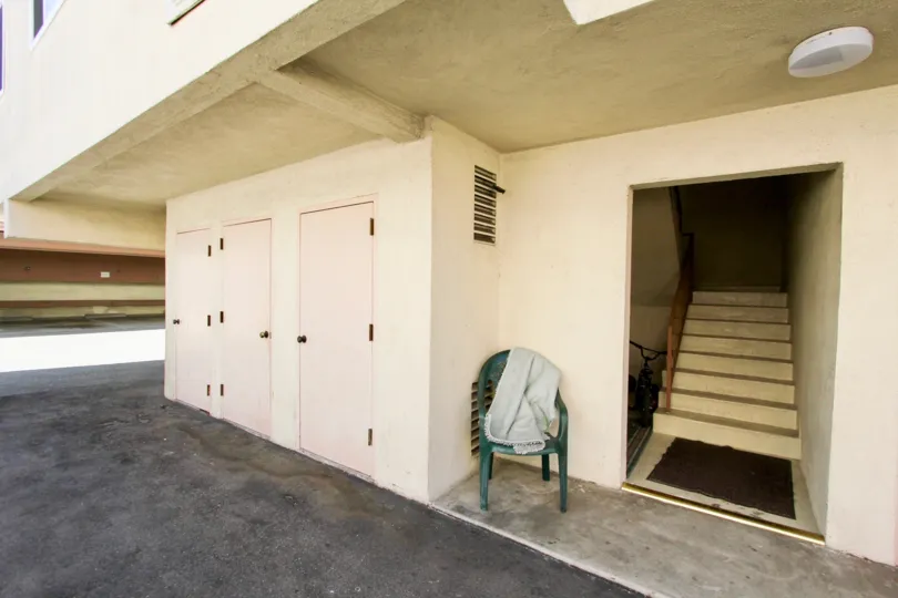 The stairs leading up to the second floor of Kenmore Capri