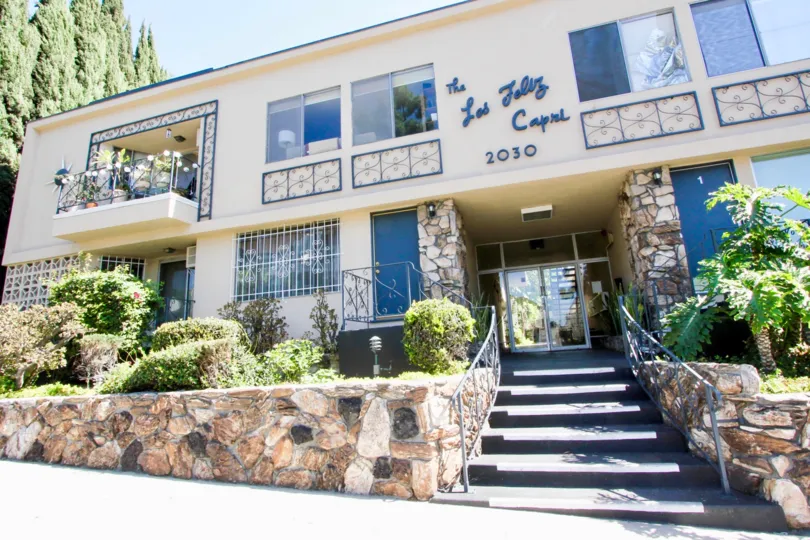 The entryway into Los Feliz Capri