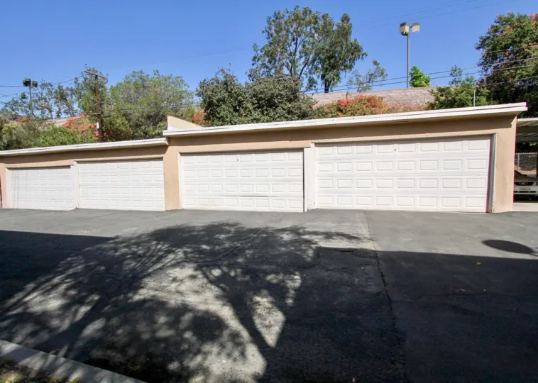 The garages at Perlita Gardens I