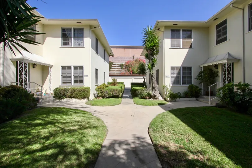 The yard in front of Perlita Gardens II