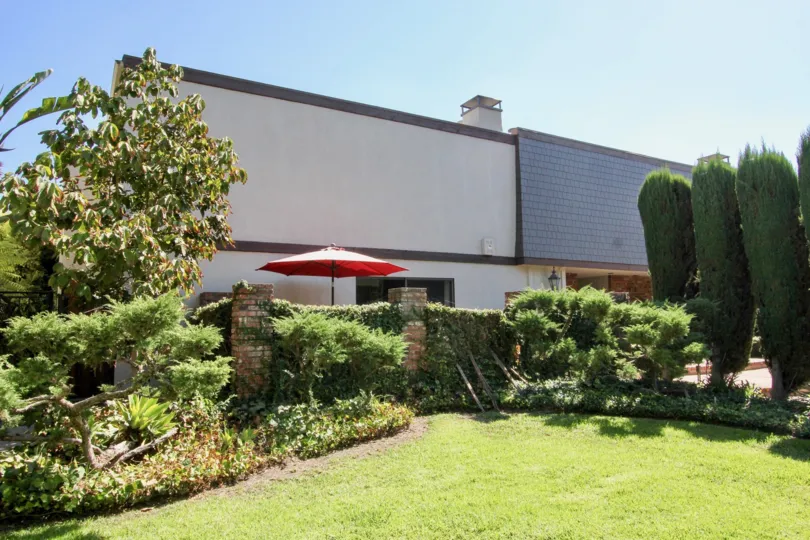 The landscaping around Rodney Drive in Los Feliz, California
